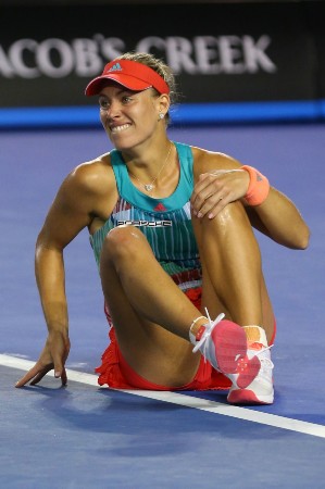  小威廉姆斯复出首秀，澳网赛场再现黑珍珠风采