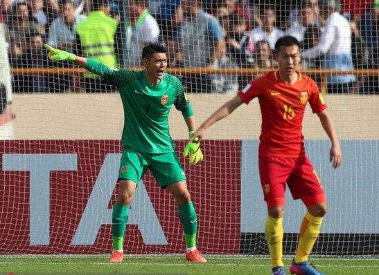  维罗纳门将神勇，多次扑救保住平局  