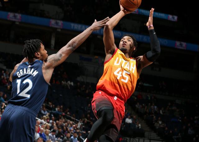  戈贝尔盖帽盛宴森林狼力克爵士