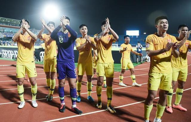  青训小将替补建功，绝杀球点燃主场